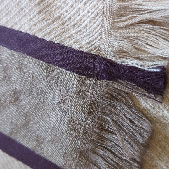 Gucci scarf - Picture 2 of 16